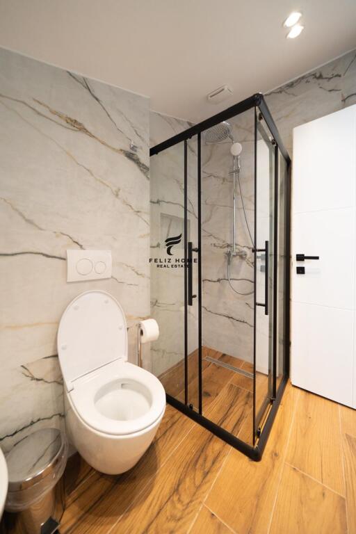 FOR SALE 4 STUDIO APARTMENTS 152 M2 DINAMO STADIUM 532,000 EURO