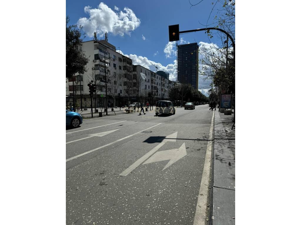 📍 JEPET ME QIRA – AMBIENT BIZNESI NË BUZË TË BULEVARDIT “ZOGU I PARË”