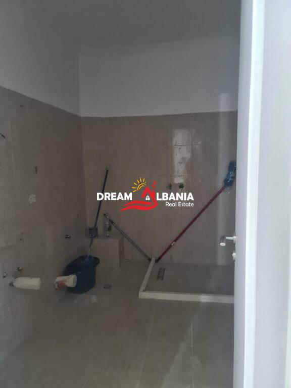 Appartamento 2+1 in vendita presso il Comune di Parigi vicino allo Stadio Dinamo a Tirana (ID 4129529)
