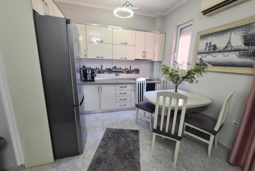 Apartament Me Qera 1+1 Prane Gjimnazit Cajupi (ID B211268) Tirane