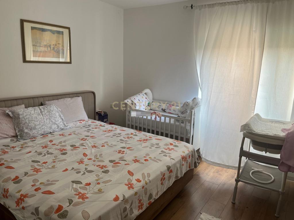 VENDIAMO APPARTAMENTO 2+1 VICINO AL NUOVO MATERNITÀ 155,000 €