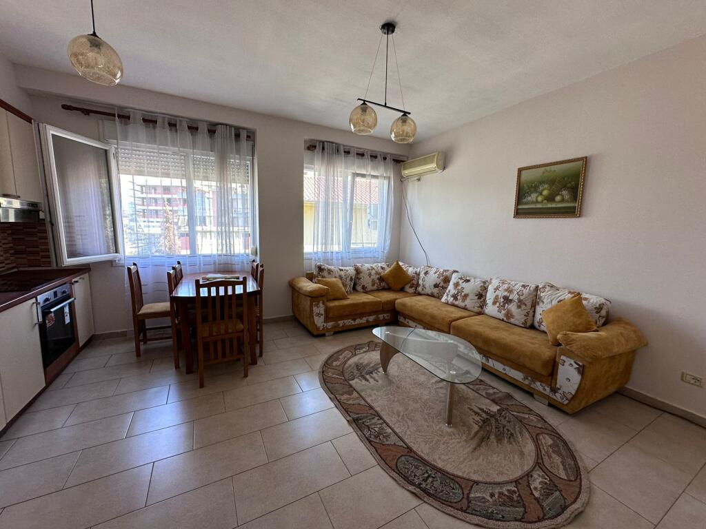 House for rent 2+1+2+parking dry lake