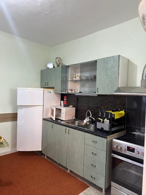 2+1 for rent + parking spot on Fortuzi street/550€