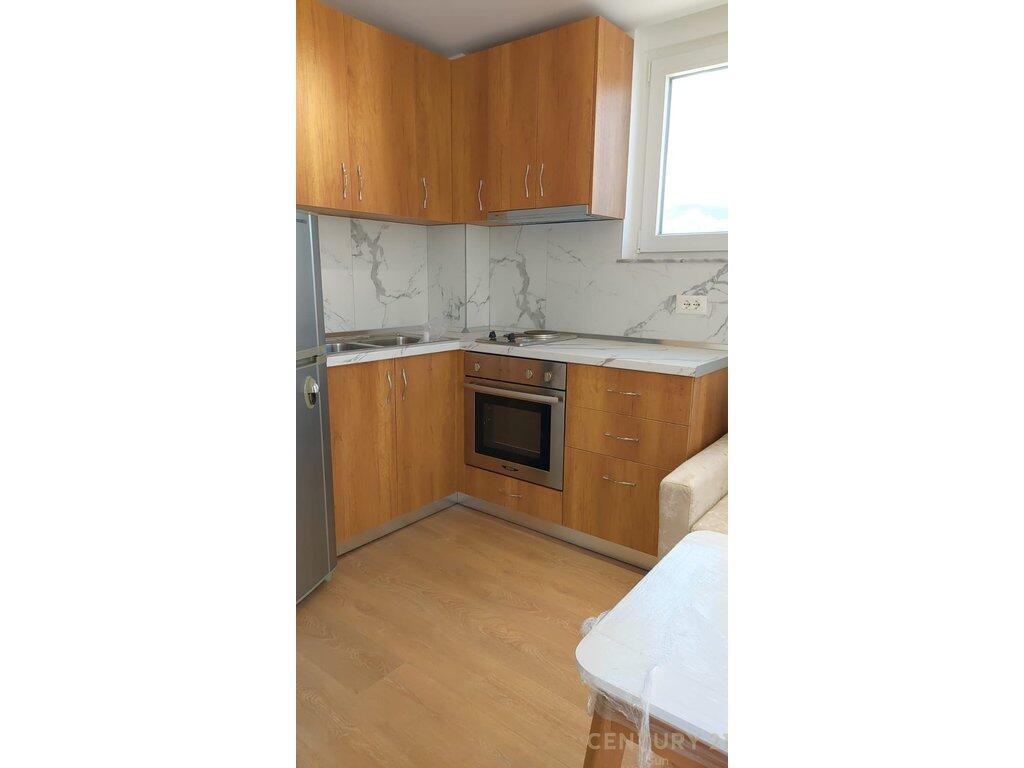 🏠 1-Bedroom Apartment for Rent – Near Durres Restaurant