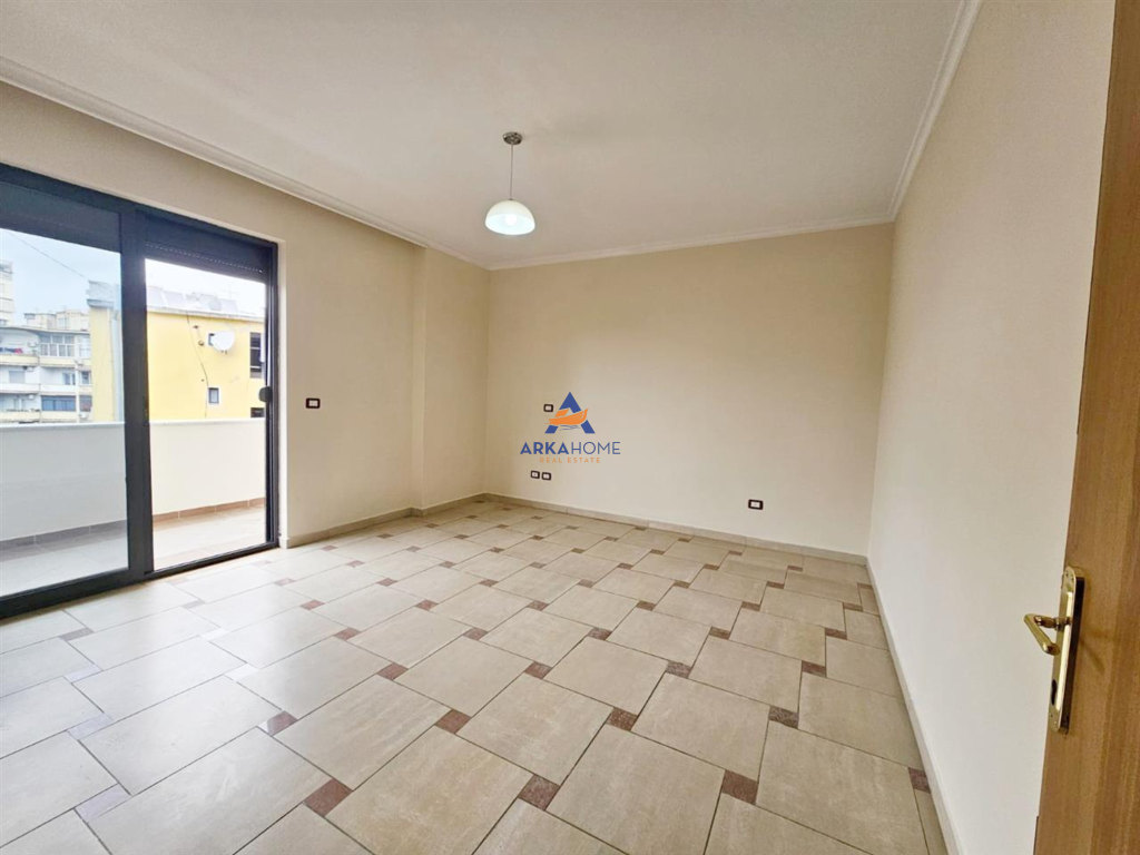 APARTMENT FOR RENT 3+1+BALCONY "IN THE CENTER" 950 EURO.