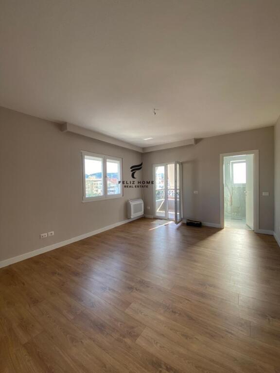ZYRE ME QERA 130 M2 BLLOK 2.000 EURO
