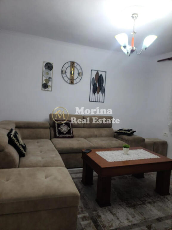 Affitto Appartamento 3+1, “Zogu i Zi” 650 Euro/Mese