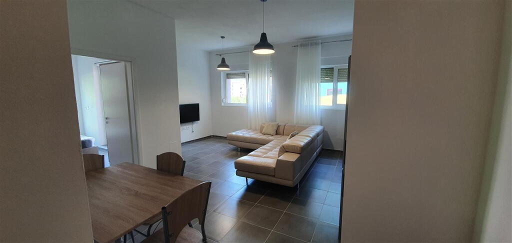 Apartament me Qera 2+1 tek Ali Demi (ID B2201392) Tirane.