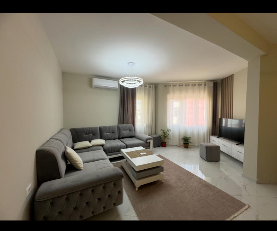 For rent 1+1 + 🅿️ near Zogu I Boulevard