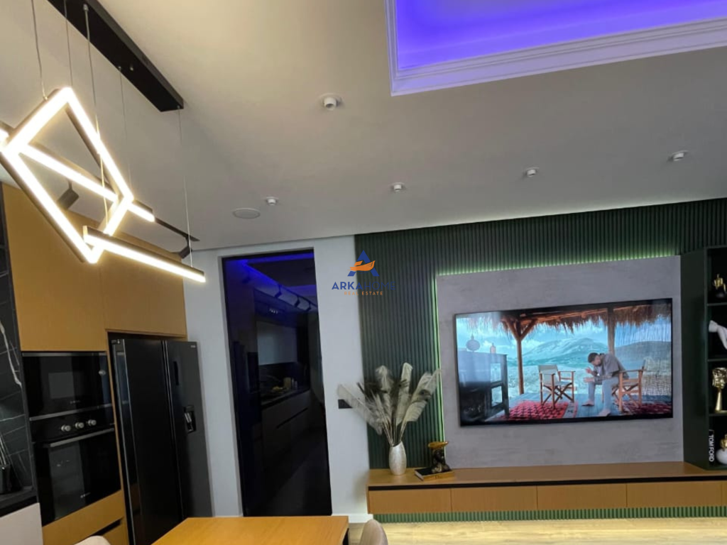 IN VENDITA APPARTAMENTO 2+1+BALCONE "EX CAMPO D'AVIAZIONE" 240.000 EURO (PARCHEGGIO INCLUSO)