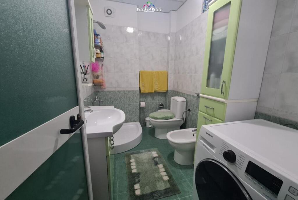 Apartament Me Qera 1+1 Prane Gjimnazit Cajupi (ID B211268) Tirane