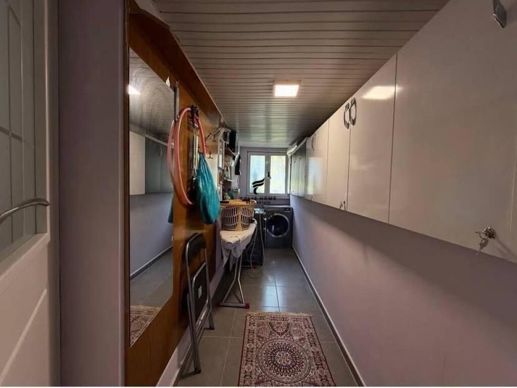 ZYRE ME QERA 120 M2 BLLOK 2.500 EURO