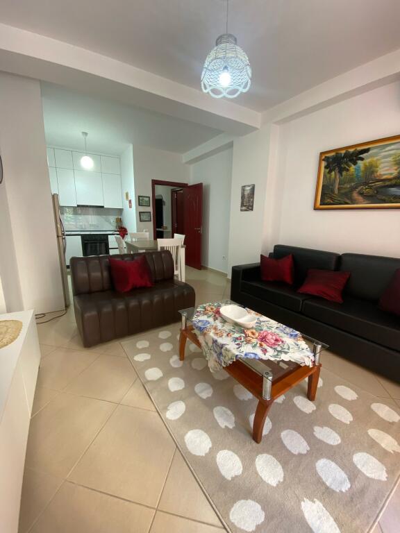 Qera, Apartament 1+1, Astir