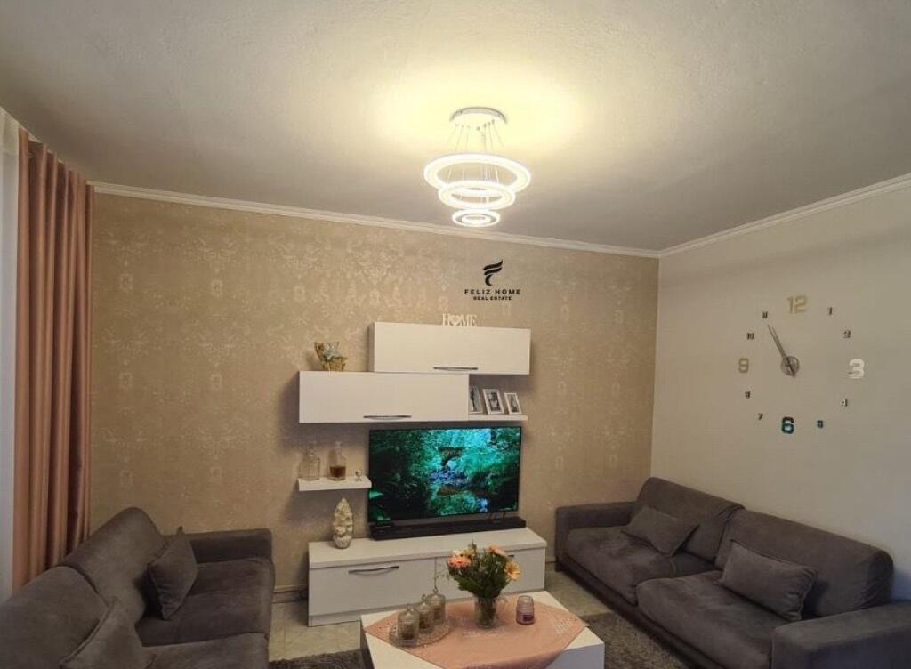 APARTMENT FOR RENT 1+1 KONGRESI MANASTIRIT 55,000 LEKE