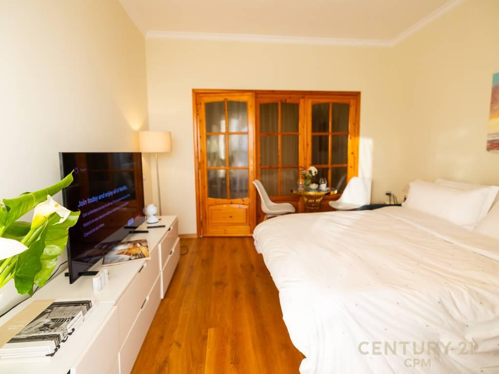 Appartamento 1+1+parcheggio in vendita con vista mare a Valona