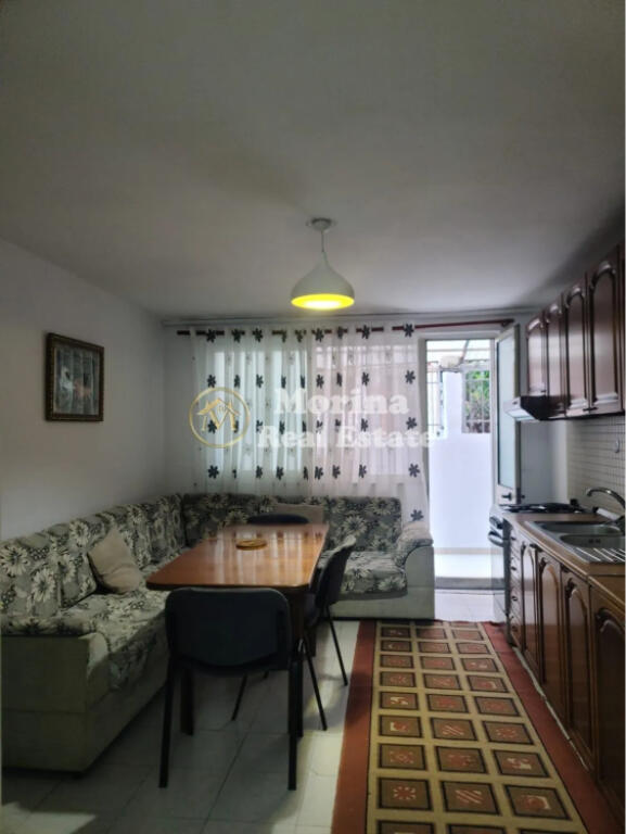 Affitto Appartamento 3+1, “Zogu i Zi” 650 Euro/Mese