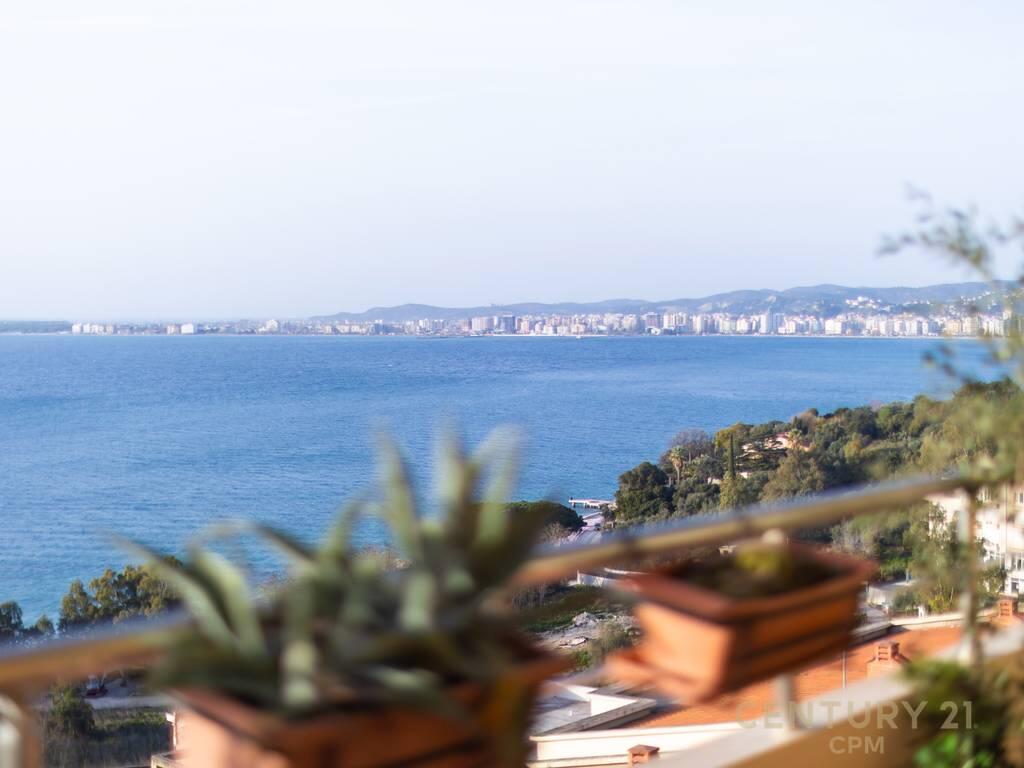 Appartamento 1+1+parcheggio in vendita con vista mare a Valona