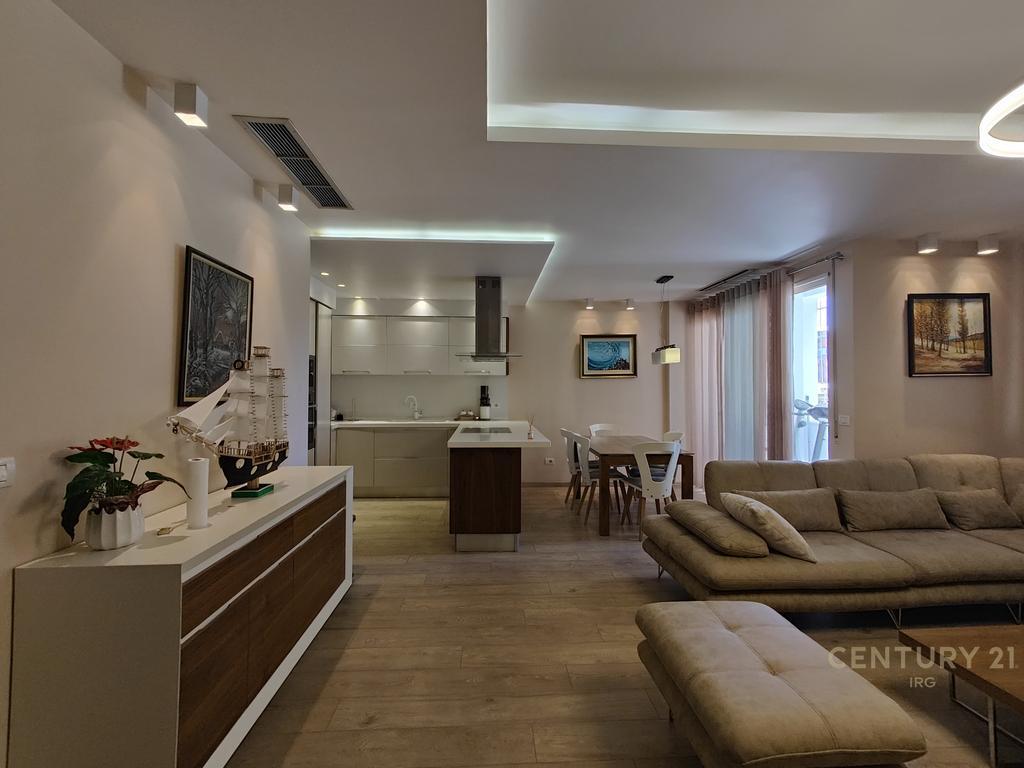 APPARTAMENTO 3+1+2 IN AFFITTO – EX STAZIONE FERROVIARIA