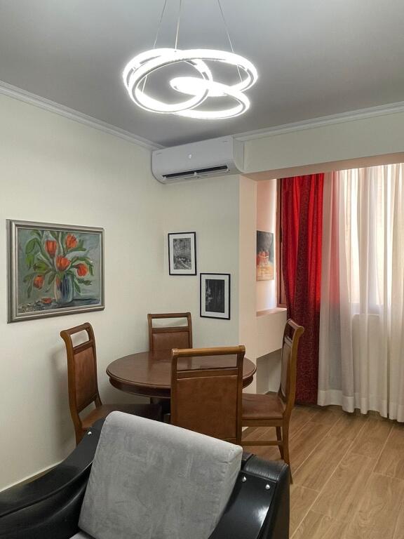AFFITTASI APPARTAMENTO 2+1 IN VIA DURRES