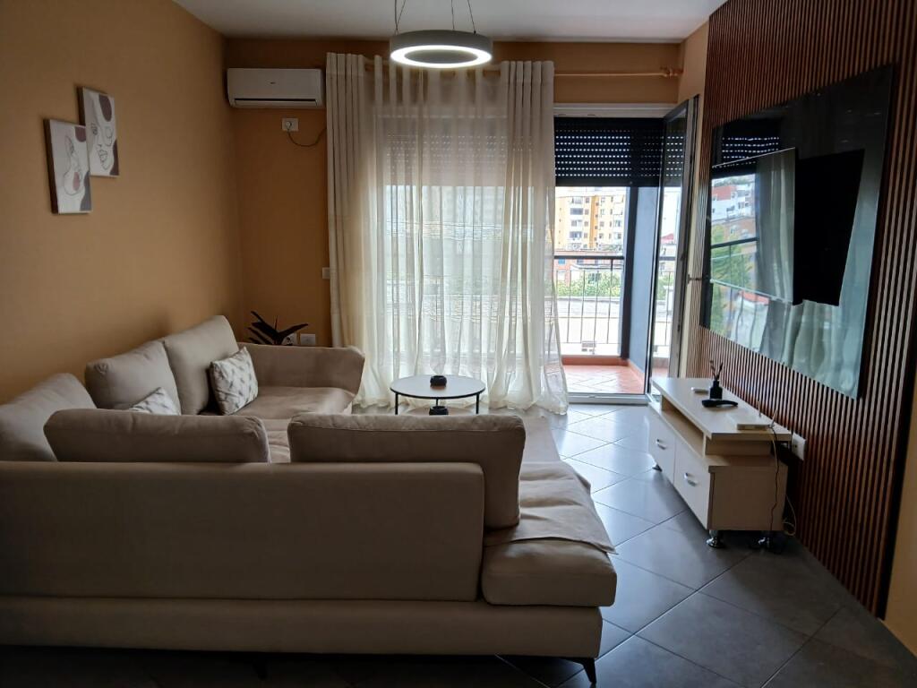 Appartamento 1+1 in affitto vicino a Spak!