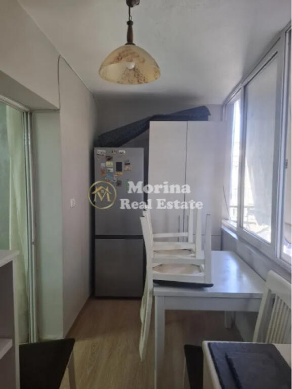 Affitto, Appartamento 1+1, Comune di Parigi — vicino a KESH , 550 euro/mese