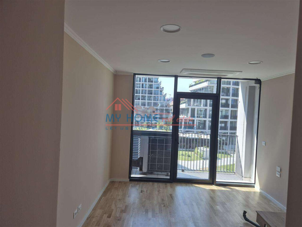 Zyre me qera tek Lake View Residences