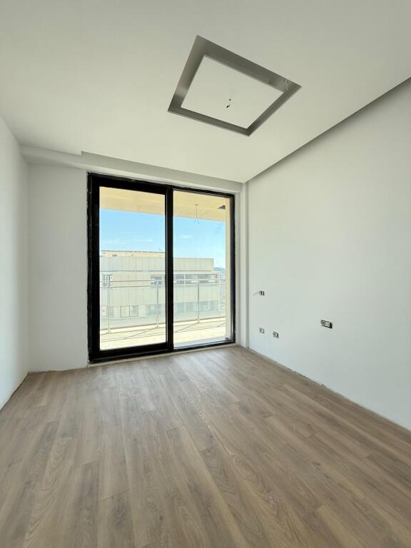 Appartamento in vendita 3+1 a Mine Peza