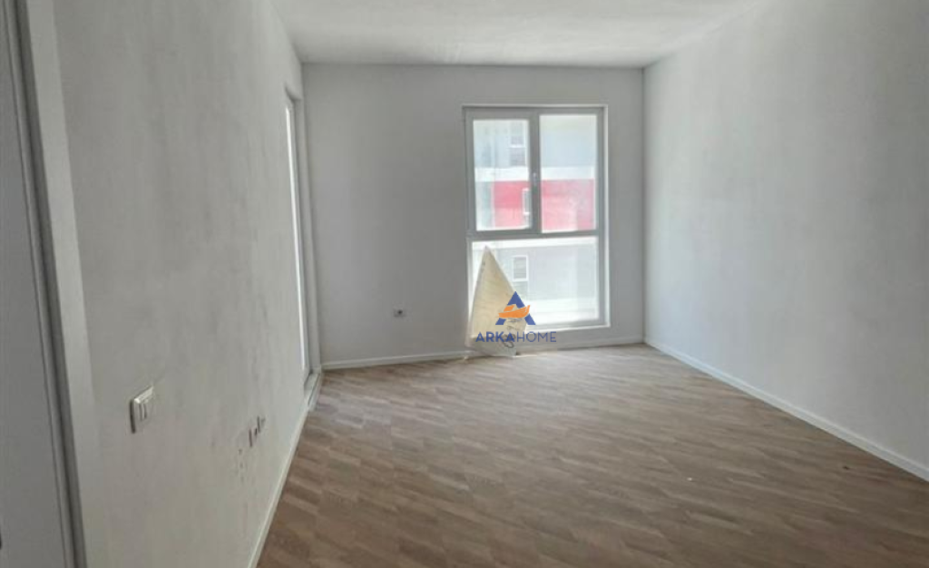 VENDESI APPARTAMENTO 1+1+BALCONE "TE UNIVERS CITY" 78.000 EURO