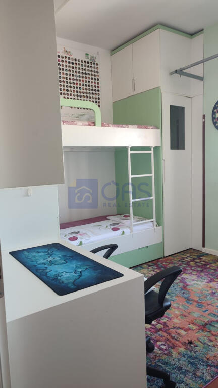 Jepet me qera apartment 2+1 te Siri Kodra
