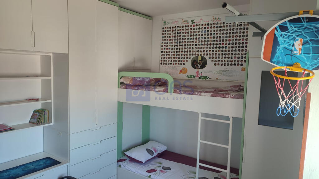 Jepet me qera apartment 2+1 te Siri Kodra