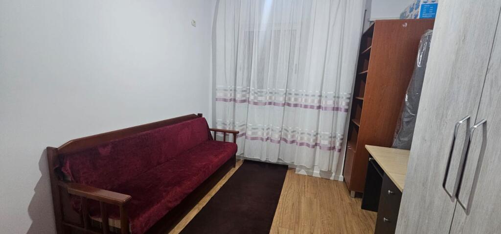 Affittasi super appartamento 2+1 - all'ingresso di Fresku