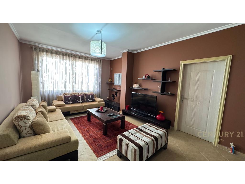🏡 Spacious 3+1+2 Apartment for Rent in One of Tirana's Most Desirable Areas!