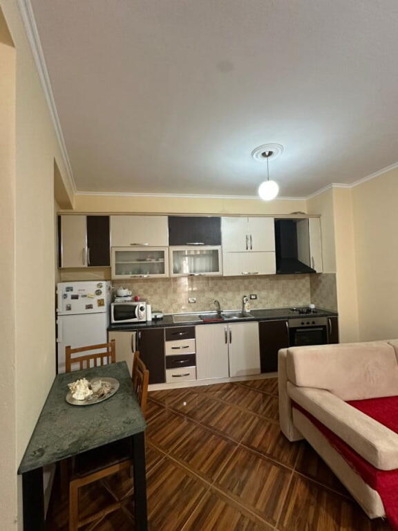 Appartamento In Affitto 1+1 A Astir (ID B2101179) Tirana.