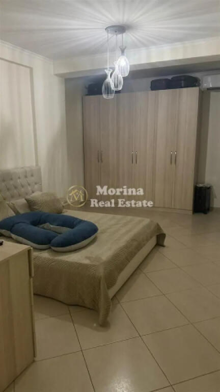 Affitto, Appartamento 2+1, Comune di Parigi, 700 euro/mese