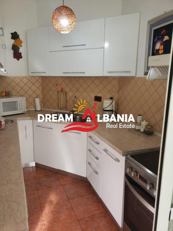 Appartamento 2+1 in affitto presso il Comune di Parigi, vicino a Kika 2 a Tirana (ID 42215315)
