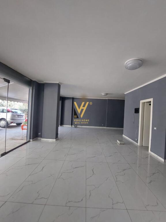 SHOP FOR RENT 60 M2 AT DRY LAKE 50,000 LEKE