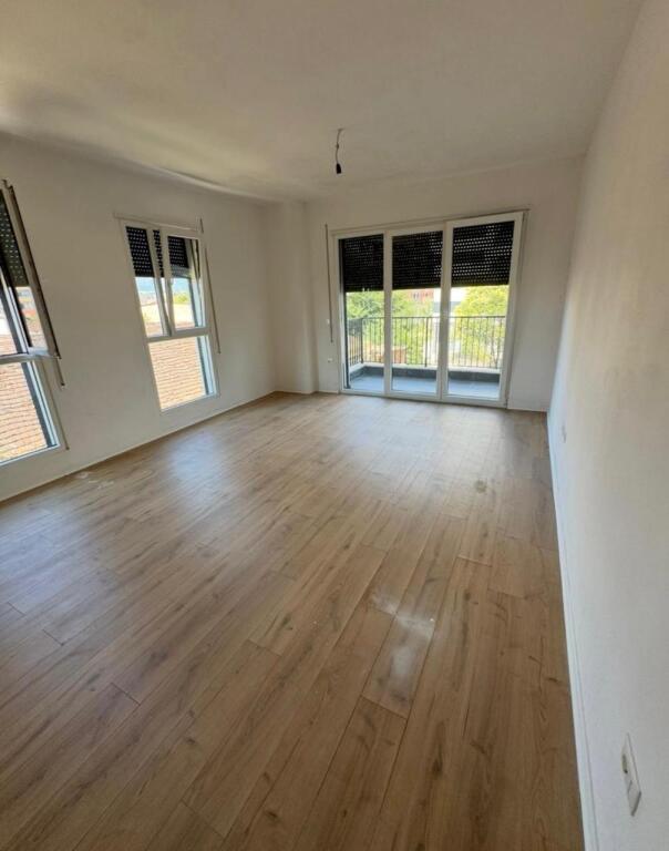 Apartament 2+1+2 me qera në Don Bosko, Tiranë