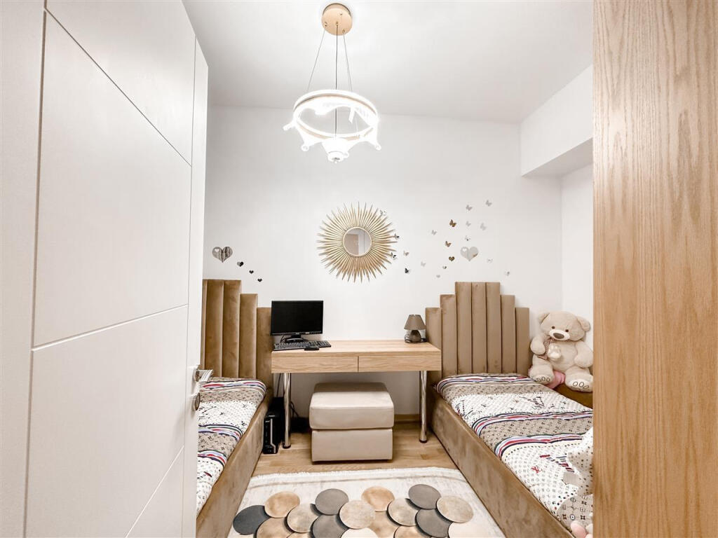 Apartament Per Shitje 3+1+2 tek Kopshti Botanik (ID B13097) Tirane.