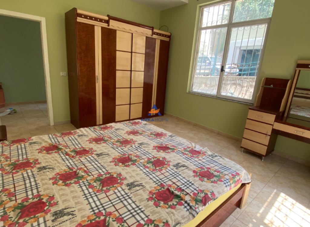 JEPET APARTAMENT ME QERA 2+1+BALLKONE "TE KODRA E DIELLIT" 50.000 LEKE