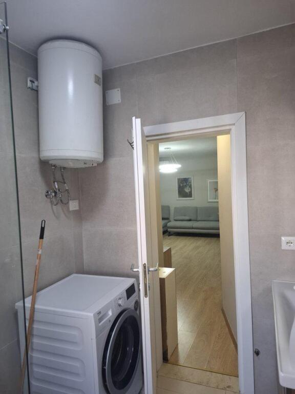 Affittasi Appartamento 1+1+1 Balcone