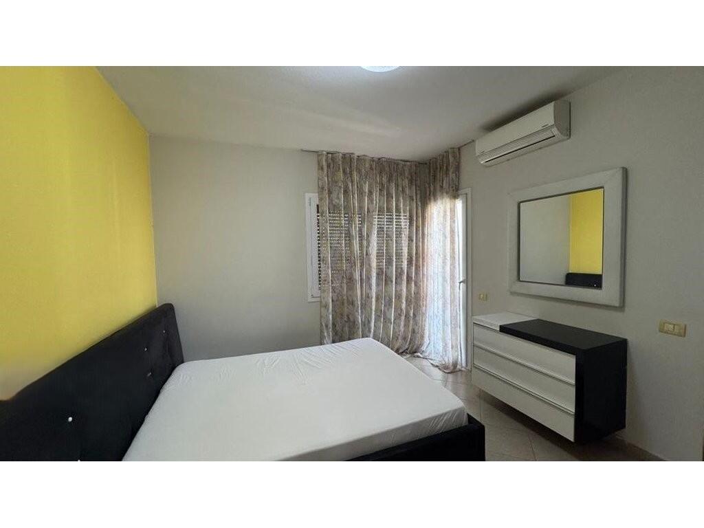 AFFITTASI APPARTAMENTO 2+1+2 NELLA NUOVA UNAZA! 450 € /Mese