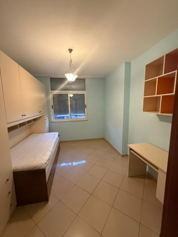 Apartment 2+1 for rent mine peza 55,000 lekë