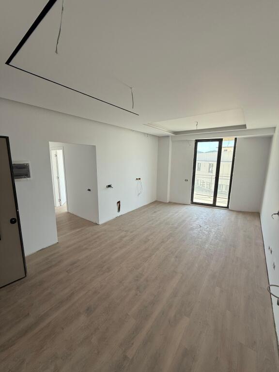 Appartamento in vendita 3+1 a Mine Peza