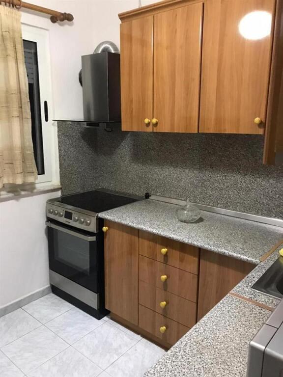 Appartamento 2+1+2 in affitto in via Mine Peza
