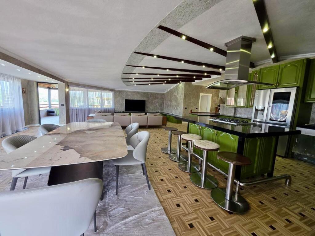 Elite 3+1 apartment for RENT near the Zoo