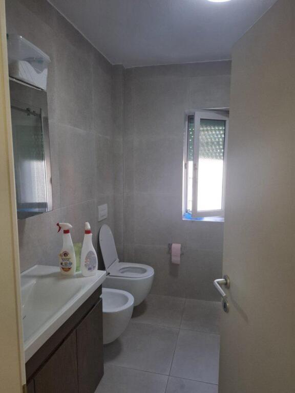Affittasi Appartamento 1+1+1 Balcone