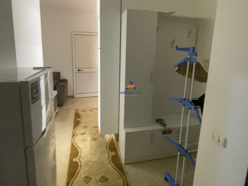 FOR RENT APARTMENT 1+1 "PALLATET FRATARI, UNAZA E RE" 400 EURO.