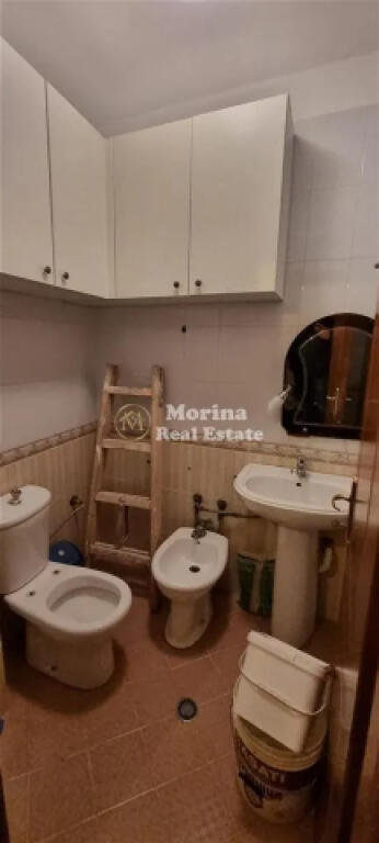 Affitto, Appartamento 3+1, 21 Dhjetori 1000 euro/mese.