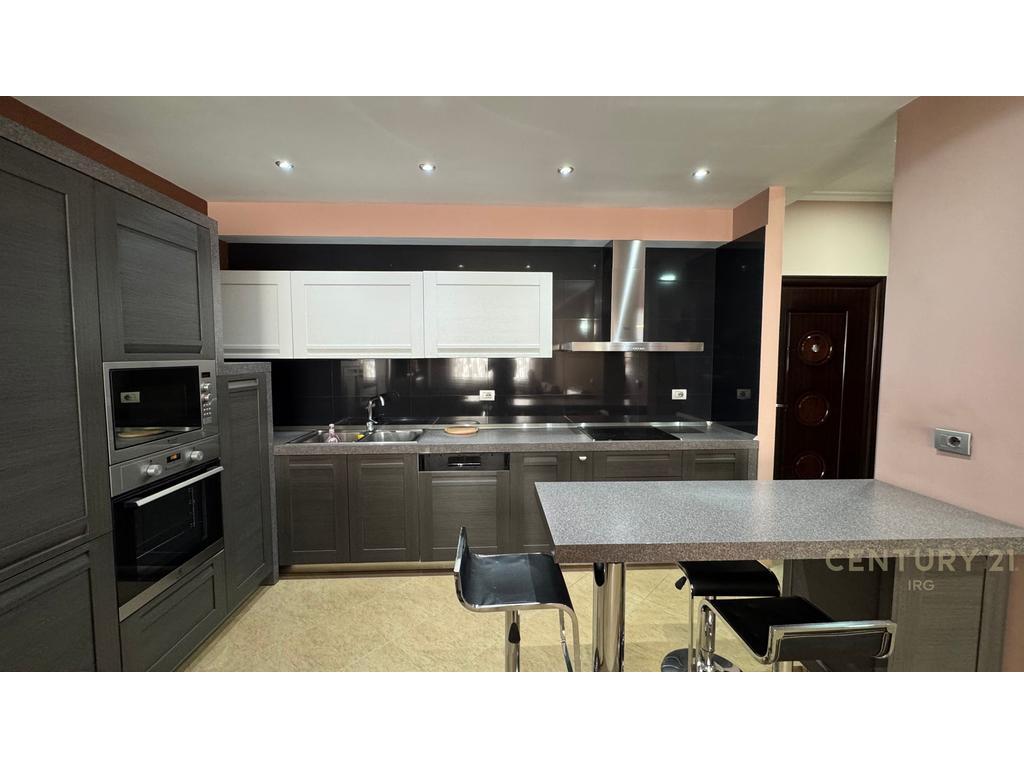 🏡 Spacious 3+1+2 Apartment for Rent in One of Tirana's Most Desirable Areas!