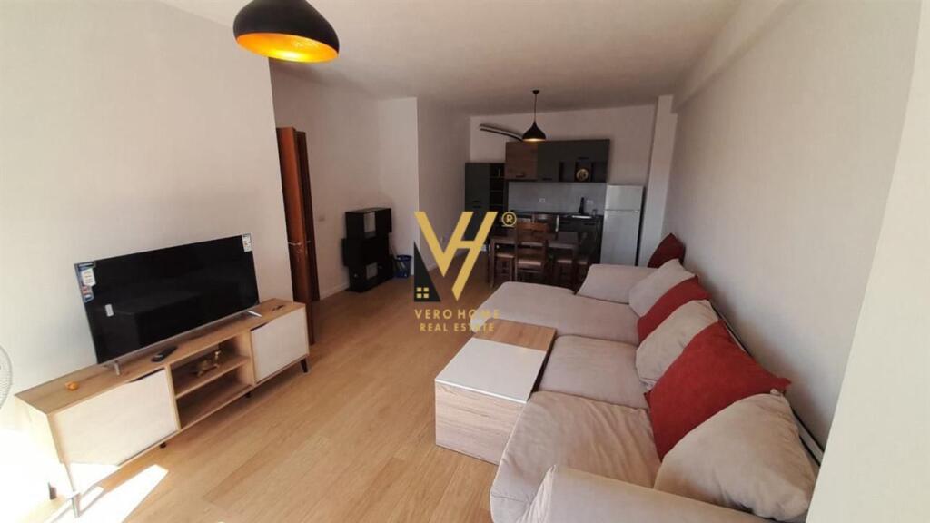 AFFITTASI APPARTAMENTO 1+1 VICINO A PIAZZA WILLSON 59.000 LEKE